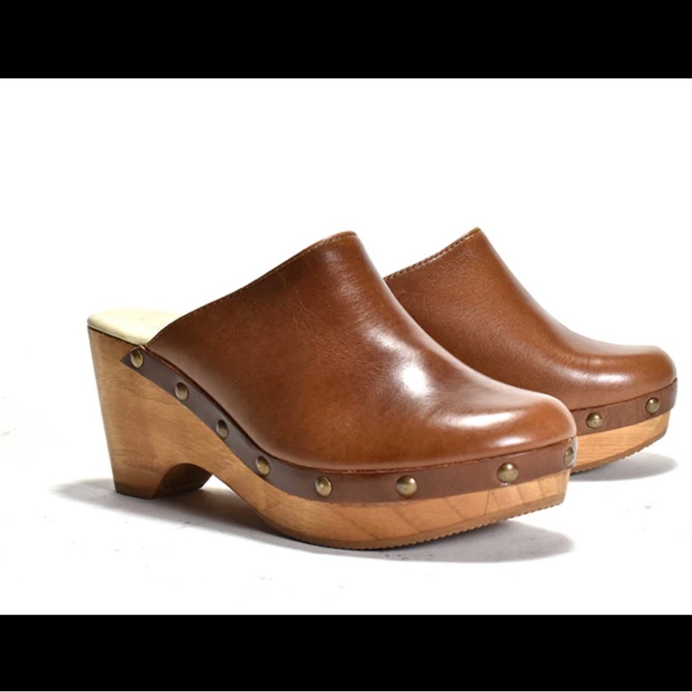 Retro Clogs